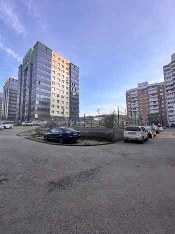 Купить двухкомнатную квартиру на улице Комсомольская в Улан-Удэ. Вариант № 2870235, 24, площадь -  квм, цена 7200000 рублей