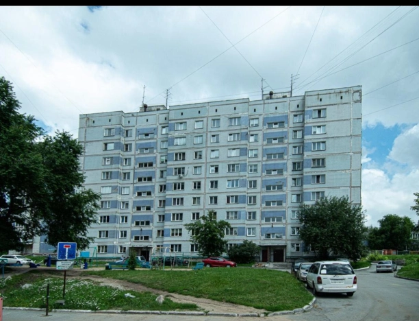 Купить трехкомнатную квартиру в районе Калининский в Новосибирске. Вариант № 4007841, 21, площадь -  квм, цена 6450000 рублей