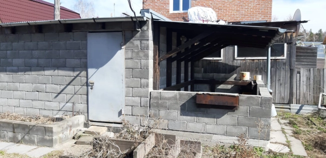 Купить дом у метро Золотая нива в Новосибирске. Вариант № 7992, 18, площадь -  квм, цена 3400000 рублей