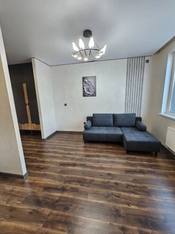 Купить квартиру в Тобольске. Вариант № 9280891, 17, площадь -  квм, цена 4150000 рублей