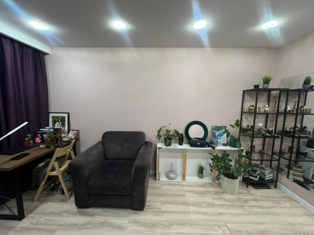 Купить квартиру в Москве. Вариант № 9878914, 4, площадь -  квм, цена 21500000 рублей