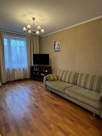 Купить квартиру в Москве. Вариант № 9967366, 7, площадь -  квм, цена 24000000 рублей