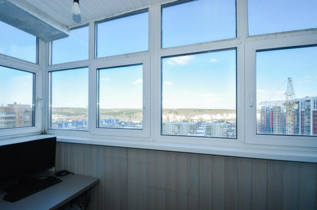 Купить четырехкомнатную квартиру в Новосибирской области. Вариант № 6881513, 5, площадь -  квм, цена 10400000 рублей