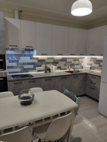 Купить двухкомнатную квартиру в Ростовской области. Вариант № 9696383, 0, площадь -  квм, цена 6500000 рублей