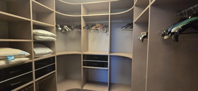 Купить квартиру в районе Раменки в Москве. Вариант № 6950120, 10, площадь -  квм, цена 175000000 рублей