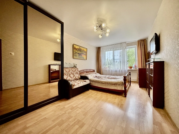 Купить трехкомнатную квартиру в Ивановской области. Вариант № 2472439, 5, площадь -  квм, цена 5000000 рублей