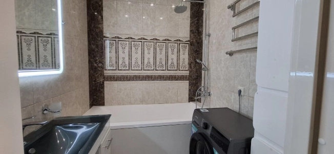 Купить квартиру у метро Коммунарка в Москве. Вариант № 2191019, 24, площадь - квм, цена 15800000 рублей