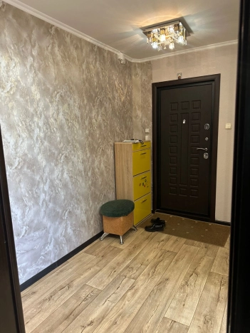 Купить трехкомнатную квартиру в Лакинске. Вариант № 56785, 6, площадь -  квм, цена 4600000 рублей