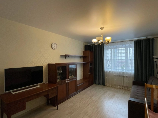 Купить квартиру на улице Офицерская в Владимире. Вариант № 6153350, 4, площадь -  квм, цена 8850000 рублей