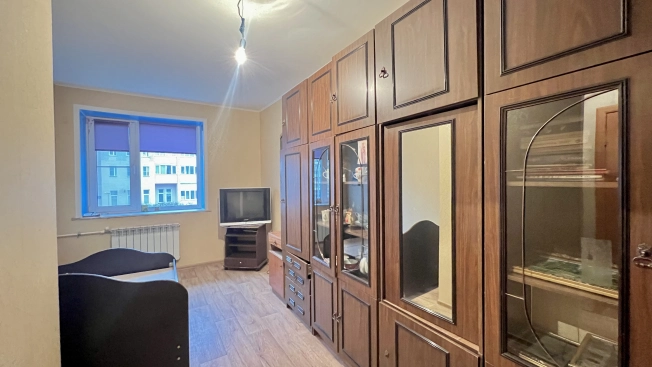 Купить однокомнатную квартиру на улице Майская в Вологодской области. Вариант № 25584, 1, площадь -  квм, цена 2350000 рублей