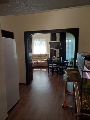 Купить квартиру в Таганроге. Вариант № 4021, 6, площадь -  квм, цена 7200000 рублей