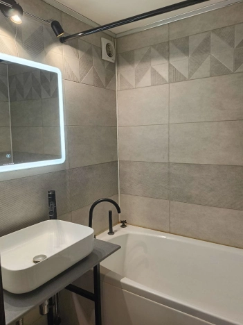 Купить двухкомнатную квартиру в Микрорайоне Юго-Восточный в Белгороде. Вариант № 27135, 8, площадь -  квм, цена 6500000 рублей