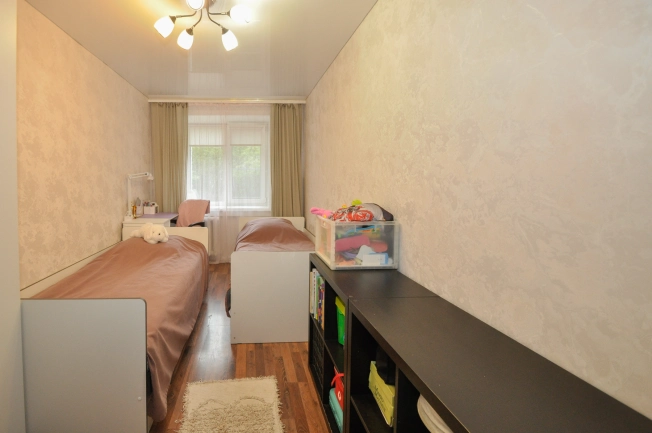 Купить трехкомнатную квартиру на улице Первомайская в Новосибирске. Вариант № 1725423, 13, площадь -  квм, цена 5080000 рублей