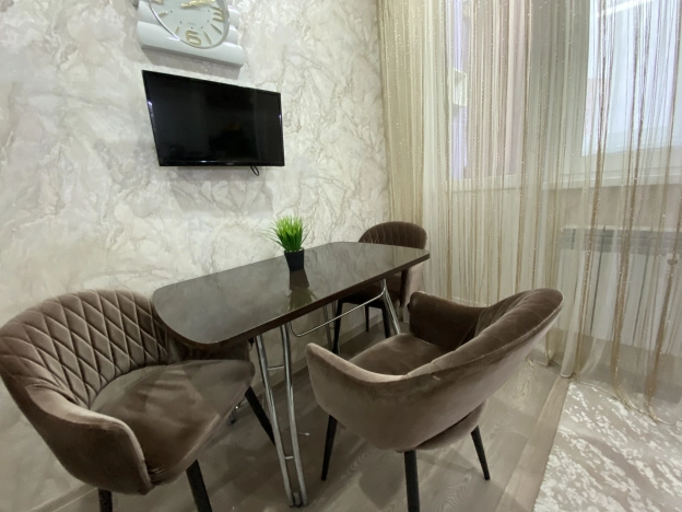 Купить квартиру на улице Светлая в Пензенской области. Вариант № 9650974, 5, площадь -  квм, цена 5700000 рублей