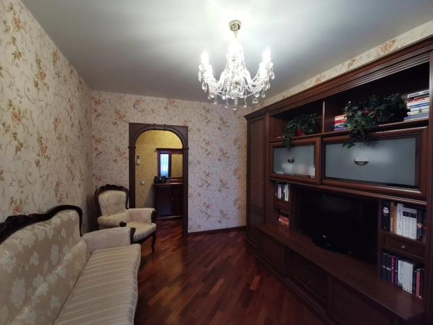 Купить двухкомнатную квартиру в Новосибирской области. Вариант № 10418752, 34, площадь -  квм, цена 8000000 рублей