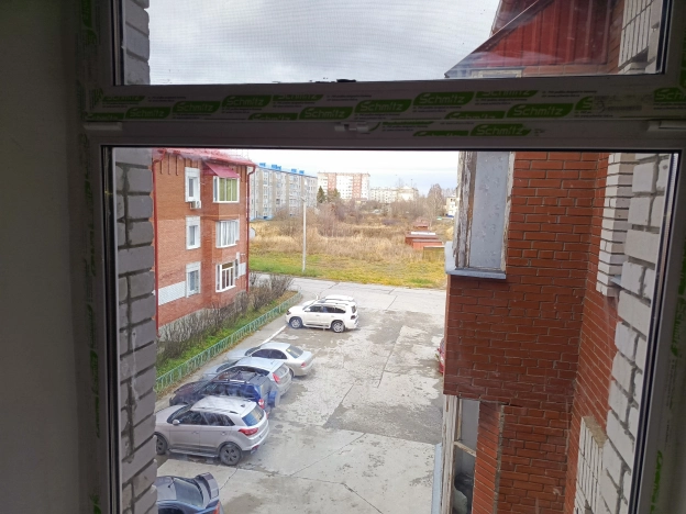 Купить трехкомнатную квартиру в Тюменской области. Вариант № 8558, 21, площадь -  квм, цена 5949000 рублей