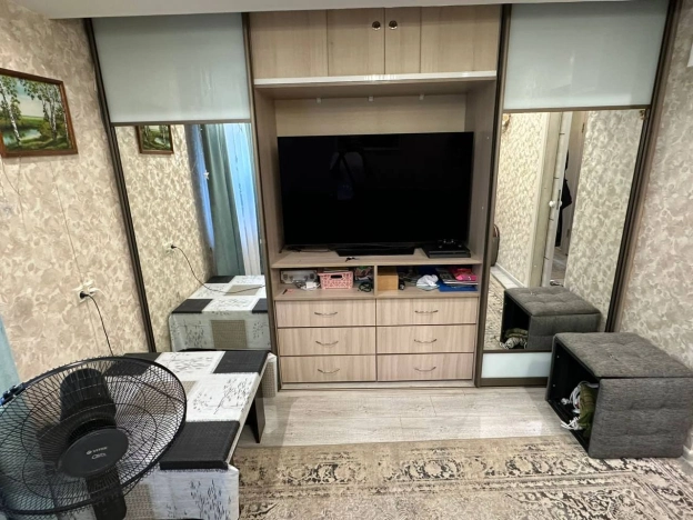 Купить квартиру со свободной планировкой в Москве. Вариант № 7852272, 0, площадь - квм, цена 10150000 рублей