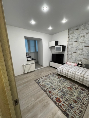 Купить квартиру в Омске. Вариант № 47755, 4, площадь -  квм, цена 8500000 рублей