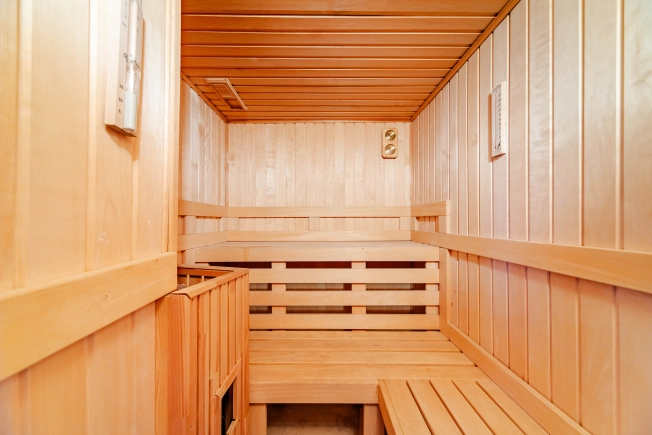 Купить пятикомнатную квартиру в Санкт-Петербурге. Вариант № 6020, 20, площадь -  квм, цена 37590000 рублей