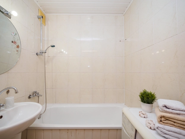 Купить квартиру в Омске. Вариант № 9303615, 22, площадь -  квм, цена 6400000 рублей