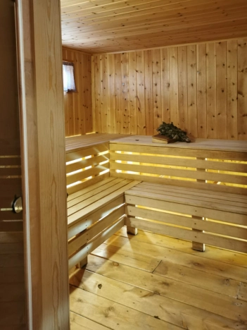 Купить дом на улице Колхозная в Алтайском крае. Вариант № 16155, 19, площадь -  квм, цена 32990000 рублей