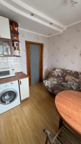 Купить однокомнатную квартиру в Омске. Вариант № 25084, 6, площадь -  квм, цена 5770000 рублей