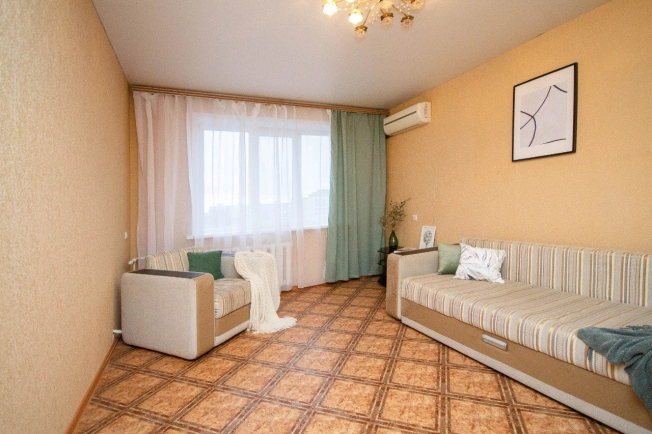 Купить двухкомнатную квартиру в Балакове. Вариант № 3952552, 1, площадь -  квм, цена 3950000 рублей