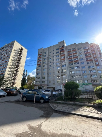 Купить двухкомнатную квартиру на улице 9 Января в Воронеже. Вариант № 23154, 43, площадь -  квм, цена 6650000 рублей