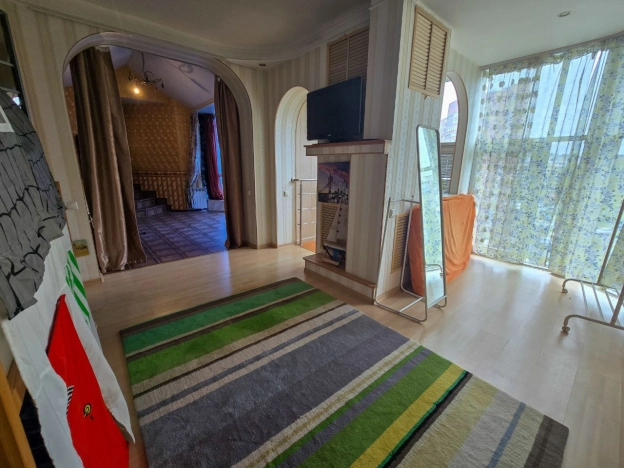 Купить двухкомнатную квартиру у метро Девяткино в Санкт-Петербурге. Вариант № 7276440, 6, площадь -  квм, цена 15490000 рублей