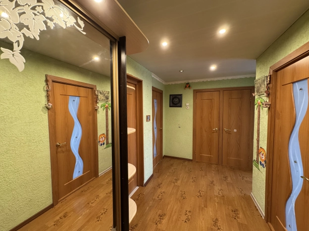 Купить квартиру на вторичке на улице Молодёжная в Пензенской области. Вариант № 56150, 20, площадь - квм, цена 1900000 рублей