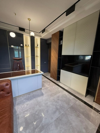 Купить таунхаус в Москве. Вариант № 8994861, 41, площадь -  квм, цена 65000000 рублей