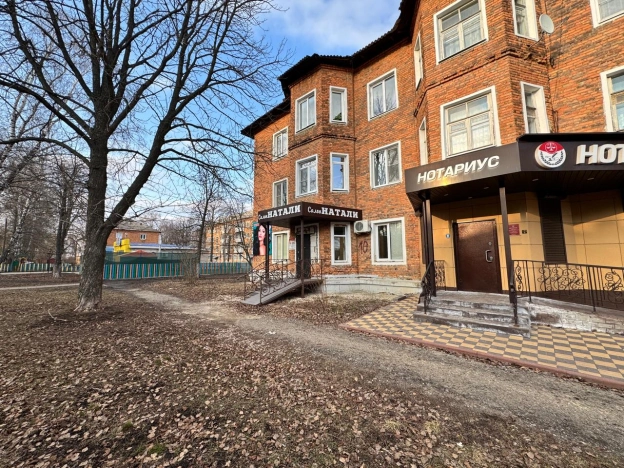 Купить готовый бизнес в Донское. Вариант № 31196, 2, площадь -  квм, цена 4500000 рублей