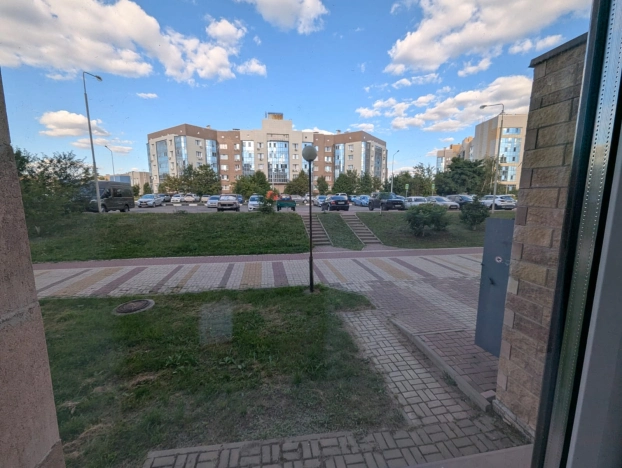 Купить однокомнатную квартиру в Микрорайоне 11-й в Белгороде. Вариант № 2565859, 10, площадь -  квм, цена 3800000 рублей