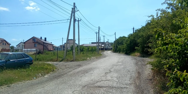 Купить земельный участок на улице Центральная в Новороссийске. Вариант № 8402, 10, площадь -  квм, цена 4200000 рублей