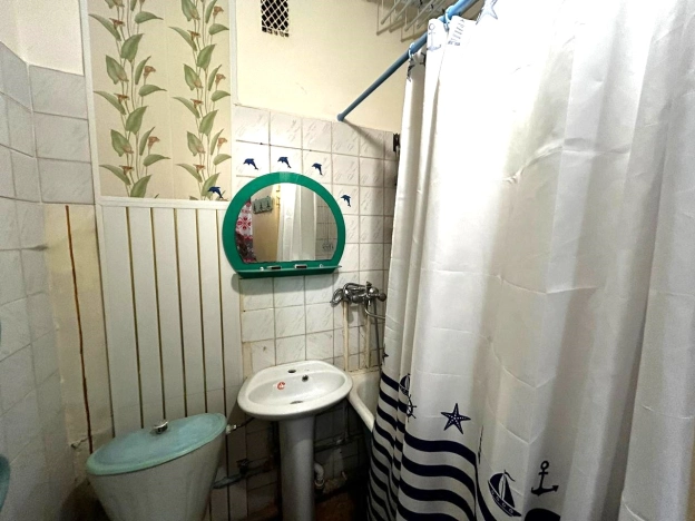 Купить однокомнатную квартиру в Калужской области. Вариант № 3055557, 8, площадь -  квм, цена 2000000 рублей