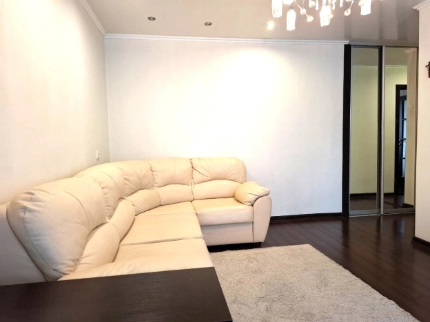 Купить двухкомнатную квартиру в ЦАО в Новосибирске. Вариант № 38574, 3, площадь -  квм, цена 7500000 рублей