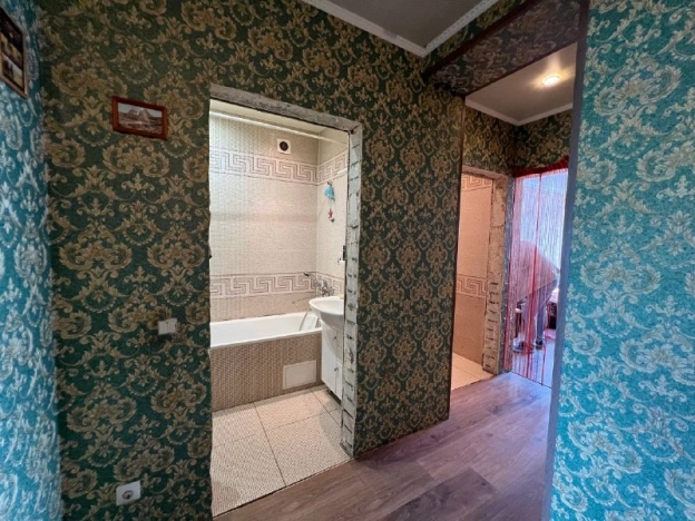 Купить двухкомнатную квартиру на улице Виктора Гакуна в Калининграде. Вариант № 3021803, 16, площадь -  квм, цена 6300000 рублей