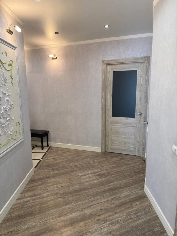 Купить квартиру в Чите. Вариант № 8802941, 35, площадь -  квм, цена 13200000 рублей