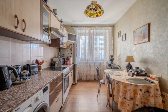 Купить квартиру в Москве. Вариант № 6930297, 7, площадь -  квм, цена 21000000 рублей