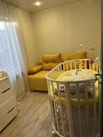 Купить дом на улице Садовая в Алтайском крае. Вариант № 37328, 4, площадь -  квм, цена 5500000 рублей