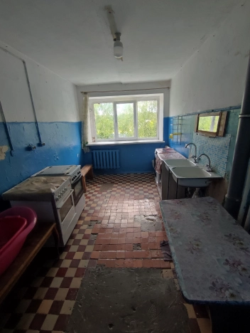 Купить комнату в Тобольске. Вариант № 9025225, 3, площадь -  квм, цена 530000 рублей