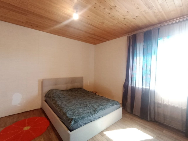 Купить трехкомнатную квартиру на улице Локтинская в Новосибирской области. Вариант № 46354, 20, площадь -  квм, цена 4000000 рублей