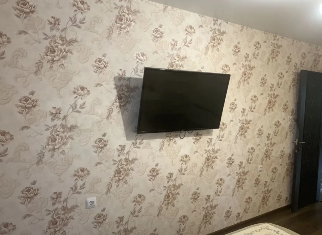 Купить трехкомнатную квартиру в Новосибирской области. Вариант № 10270661, 8, площадь -  квм, цена 10000000 рублей