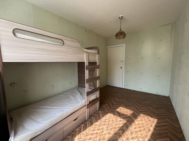 Купить трехкомнатную квартиру в Орске. Вариант № 48566, 4, площадь -  квм, цена 3200000.0000 рублей