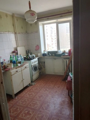 Купить трехкомнатную квартиру в Старом Осколе. Вариант № 9923944, 4, площадь -  квм, цена 4300000 рублей