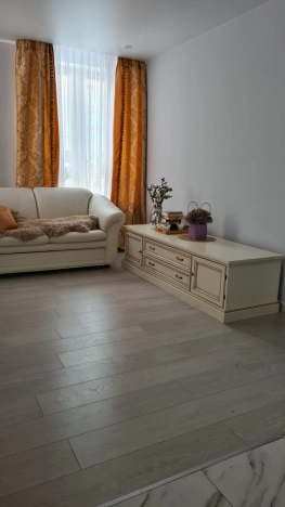 Купить трехкомнатную квартиру на улице Илимская в Москве. Вариант № 10951122, 4, площадь - квм, цена 19500000 рублей