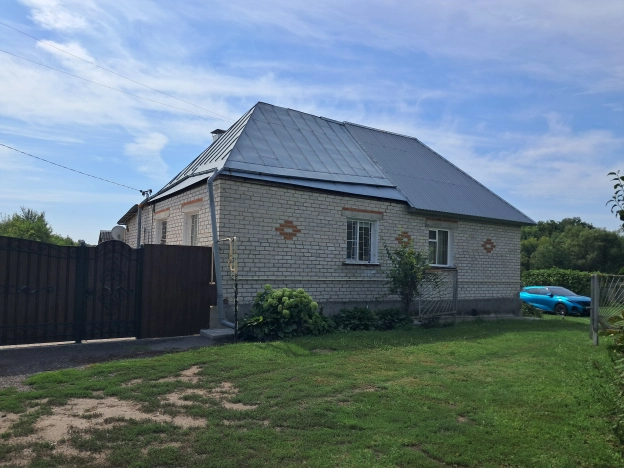 Купить дом на улице Пилота Нестерова в Воронежской области. Вариант № 3154318, 0, площадь -  квм, цена 1600000 рублей