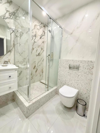 Купить квартиру на улице Дальняя в Краснодаре. Вариант № 6167419, 5, площадь -  квм, цена 9550000 рублей