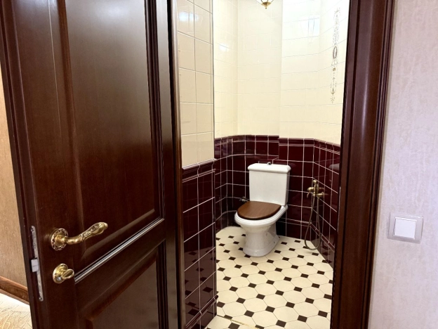 Купить двухкомнатную квартиру на улице Школьная в Калужской области. Вариант № 24706, 15, площадь -  квм, цена 14000000 рублей