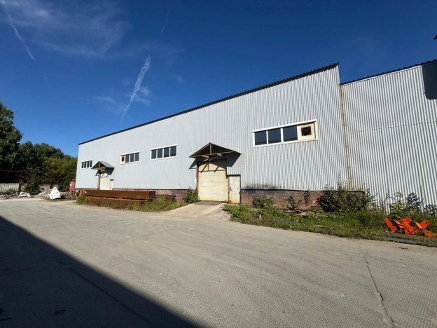 Снять коммерческую недвижимость в Новосибирске. Вариант № 2901358, 1, площадь - квм, цена 600000 рублей